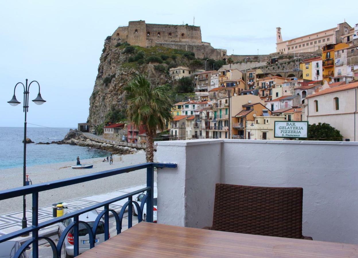 Mareblu Apartamento Scilla Exterior foto